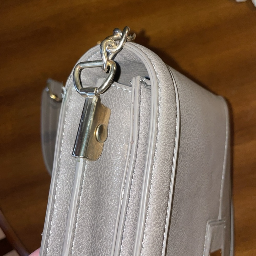 BCBG Shoulder bag - Picture 8 of 8